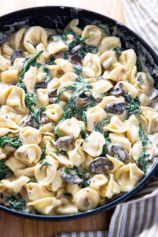 Creamy Mushroom and Spinach Tortellini