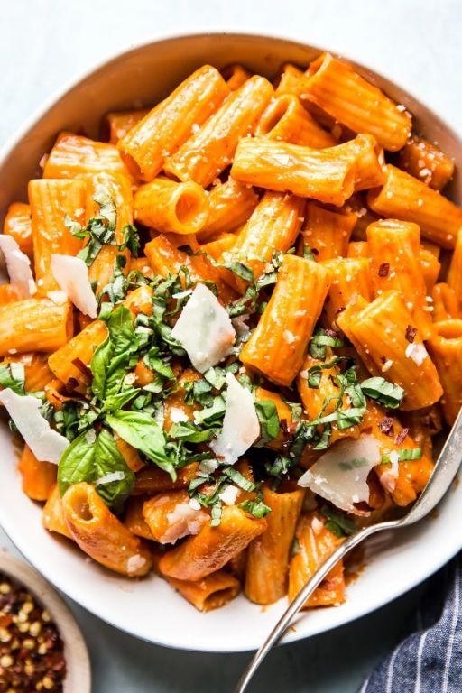 Creamy Roasted Red Pepper Pasta