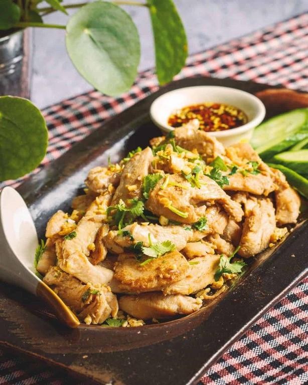 Crockpot Thai Garlic Pepper Chicken