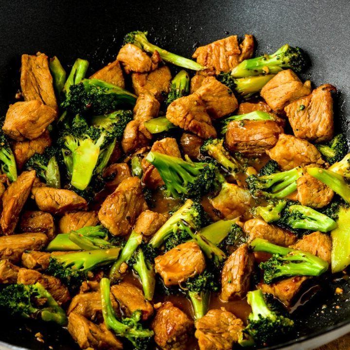 Cubed Pork and Broccoli Stir-Fry
