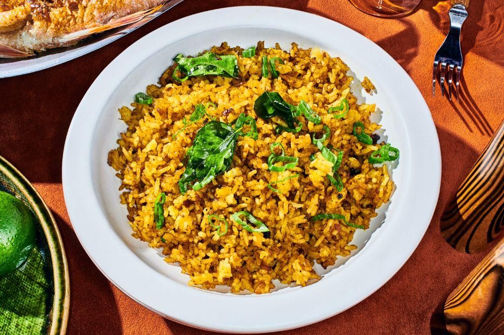 Curried Rice with Peas