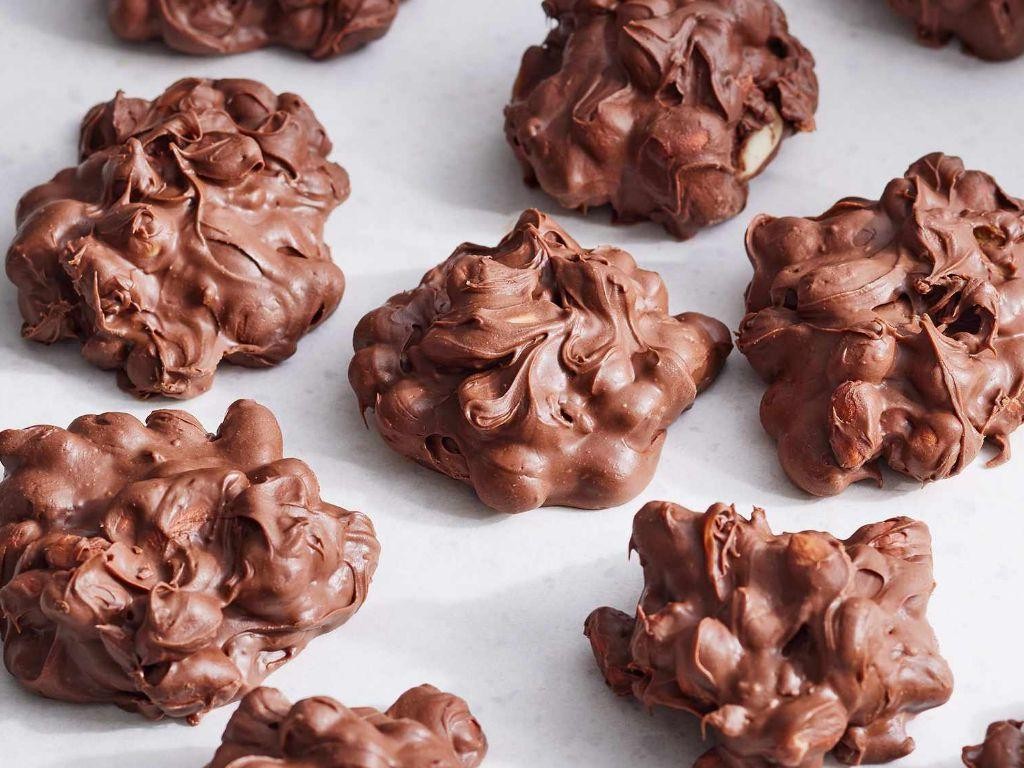 Dark Chocolate Peanut Butter Clusters