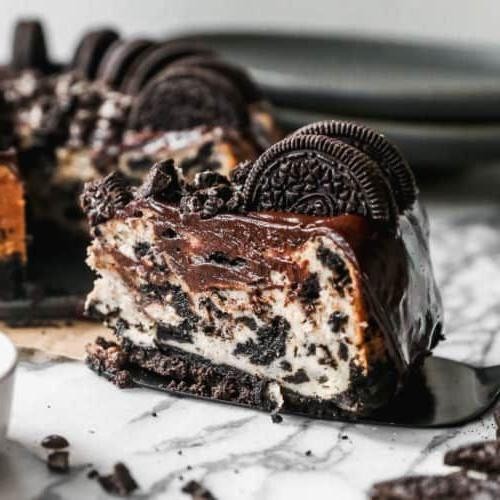 Deep Dish Oreo Cheesecake Pie