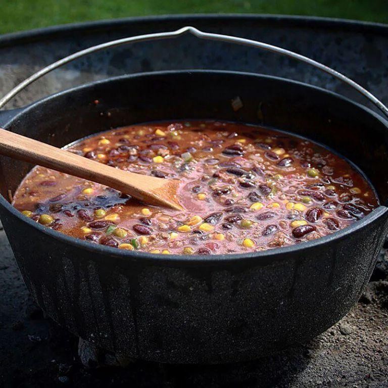 Dutch Oven Chili Con Carne