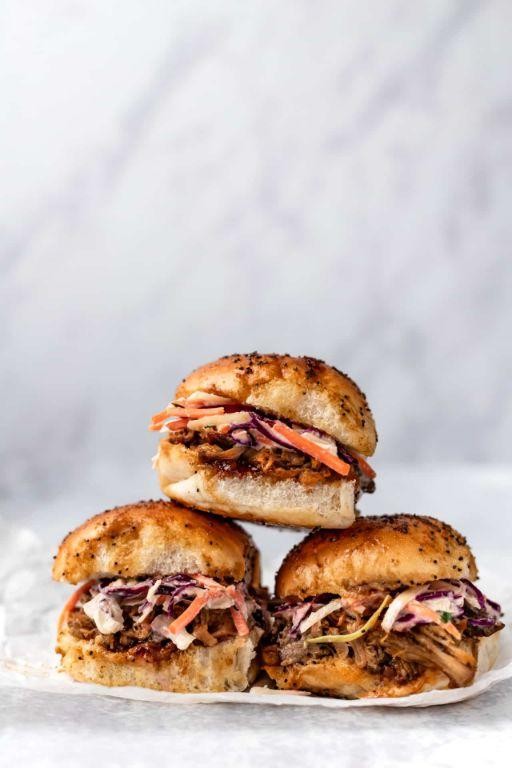 Easy BBQ Pulled Pork Sliders