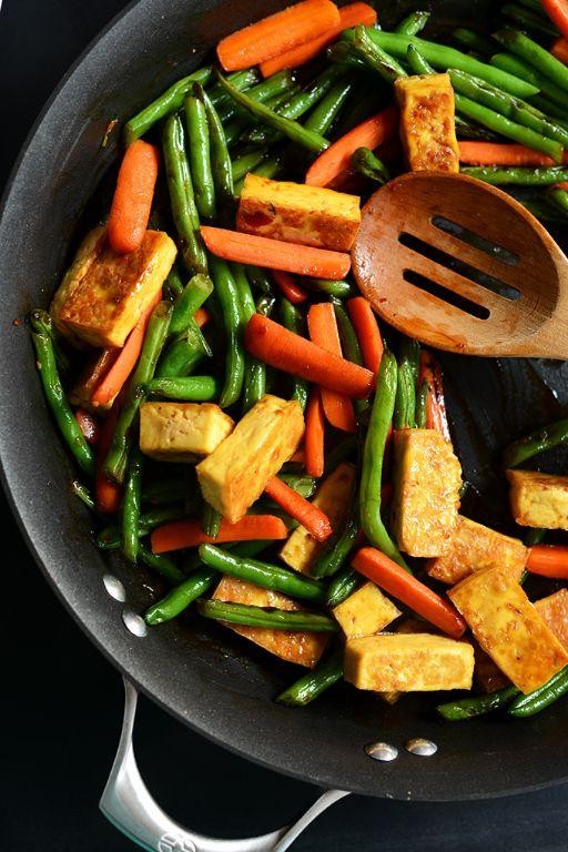 Easy Vegetable Stir Fry with Tofu