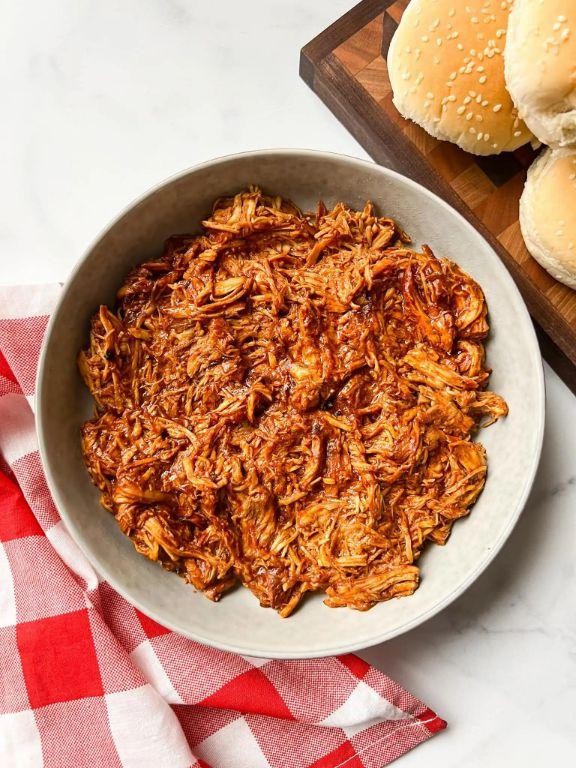 Easy Weight Watchers Crock Pot BBQ Chicken