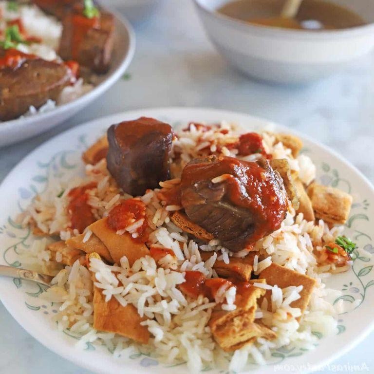 Egyptian Lamb Fatta with Rice and Garlic Vinegar Sauce