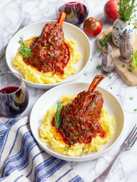 Fennel Seed and Tomato Braised Lamb Shanks