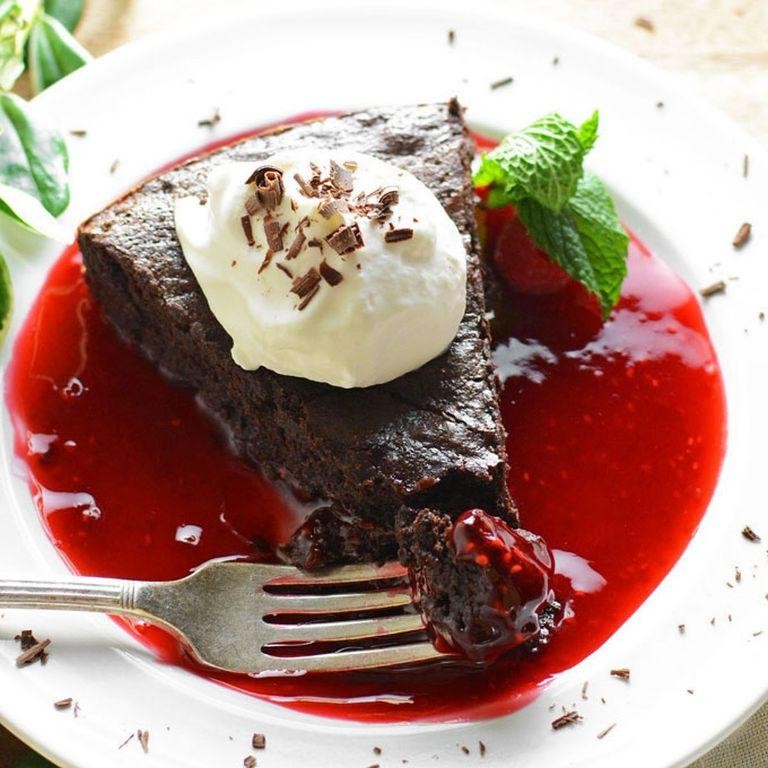 Flourless Dark Chocolate Cake with Raspberry Coulis