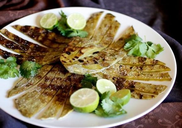 Fried Nopalitos with Spicy Aioli