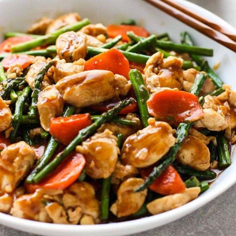 Frozen Asparagus and Chicken Stir-Fry
