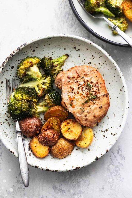 Garlic Butter One Pan Pork Chops with Broccoli