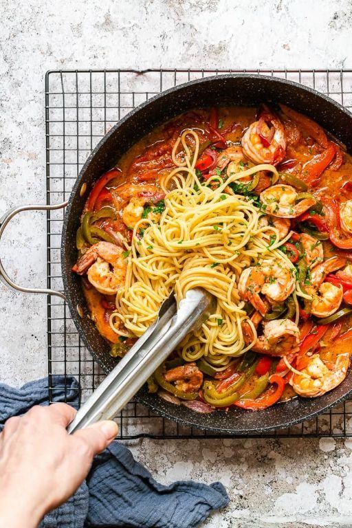 Garlic Butter Shrimp and Bell Pepper Pasta
