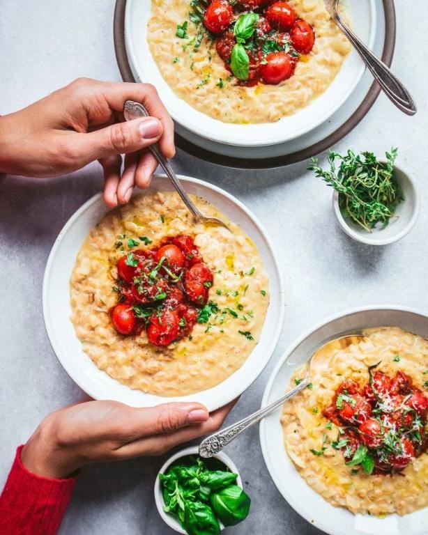 Garlic Herb Instant Pot Farro with Cherry Tomatoes