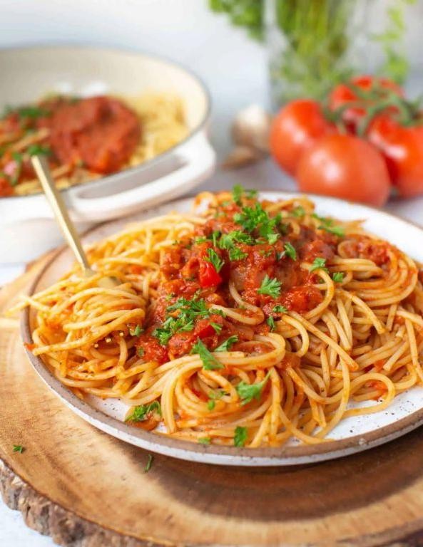 Garlic Infused Arrabbiata Sauce with Spaghetti