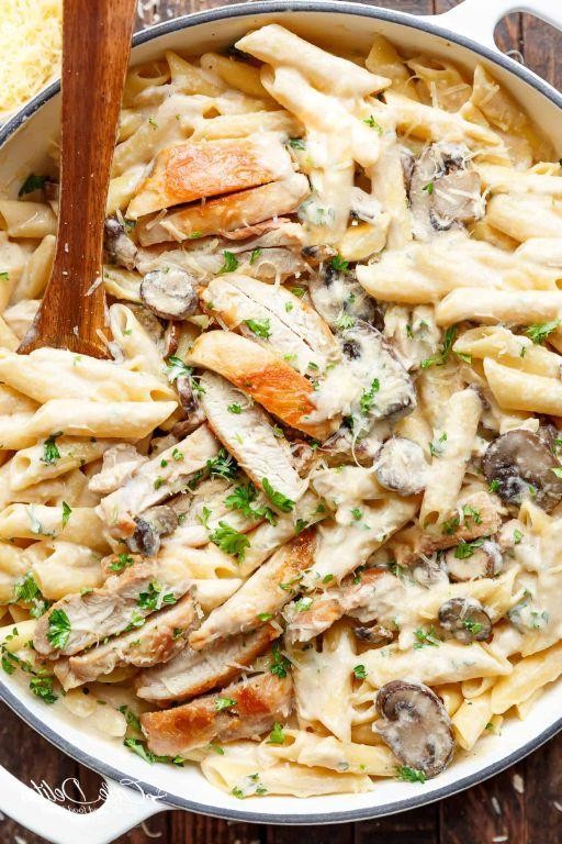 Garlic Parmesan Chicken Alfredo Pasta