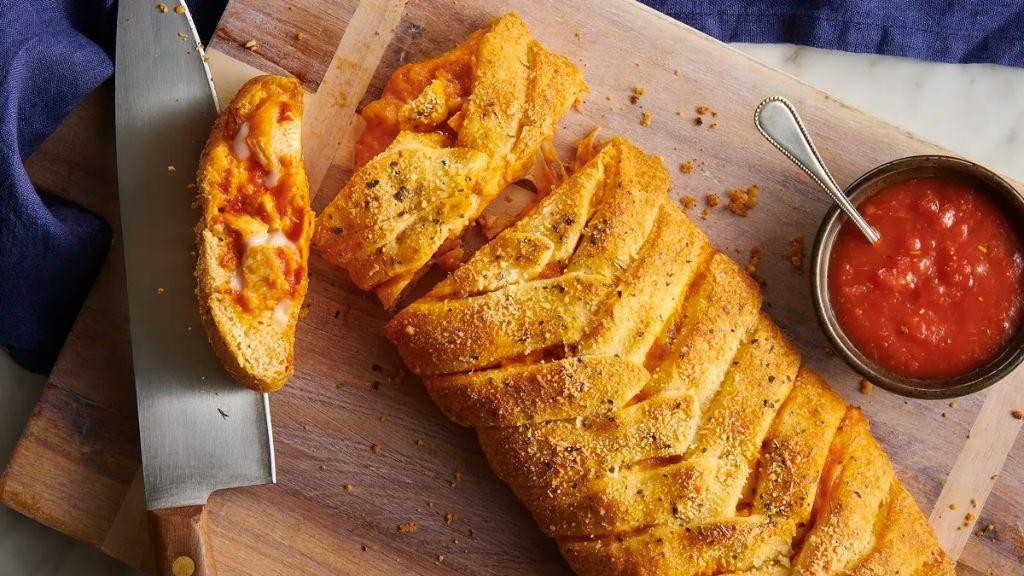 Garlic Parmesan Chicken Crescent Roll Bake