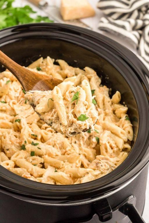 Garlic Parmesan Instant Pot Shredded Chicken Pasta