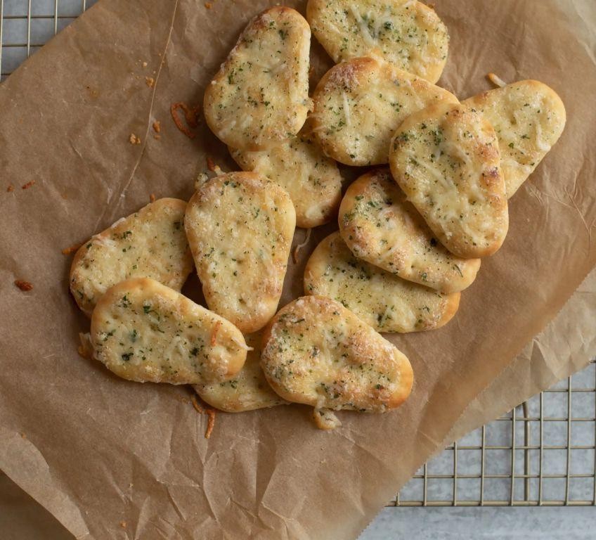 Garlic Parmesan Mini Naan
