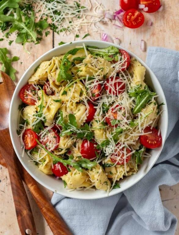 Garlic Parmesan Tortellini Salad with Arugula