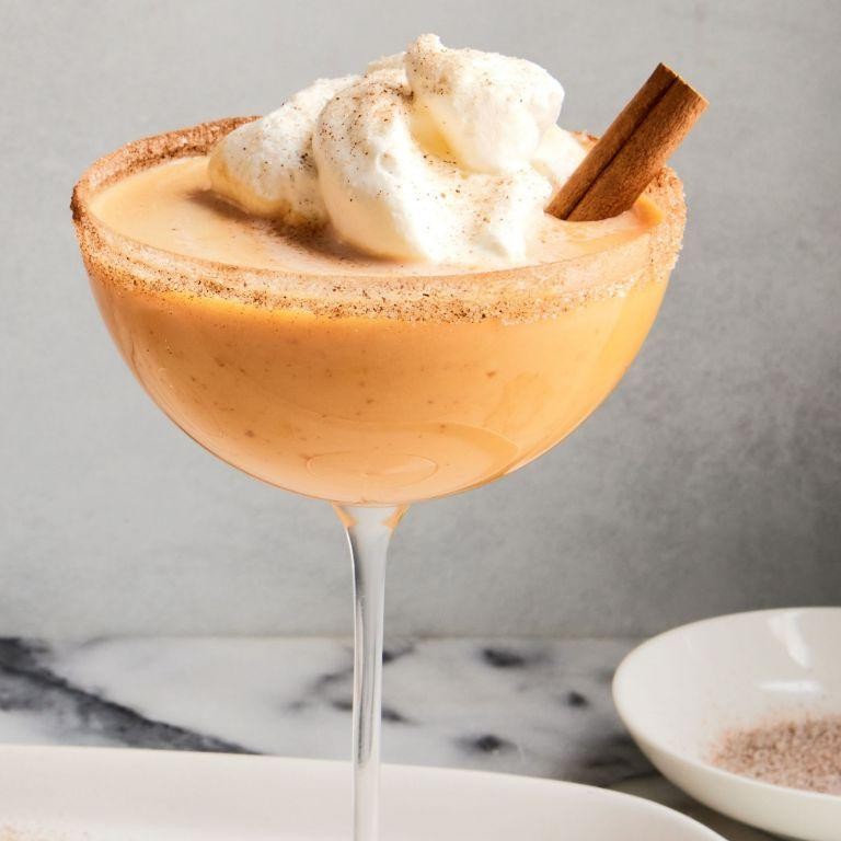Gingersnap Pumpkin Pie Martini