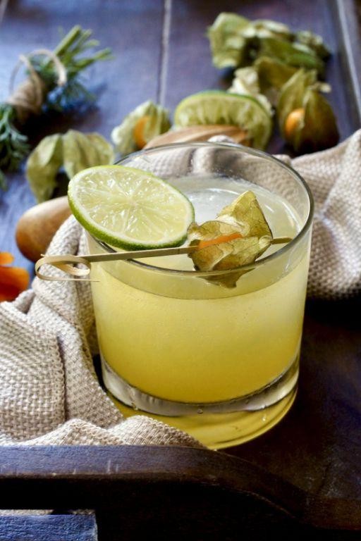 Golden Berry Lemonade