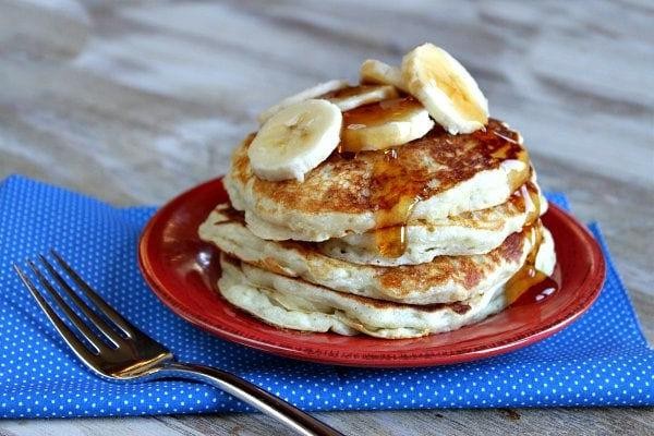 Greek Yogurt and Egg White Pancakes