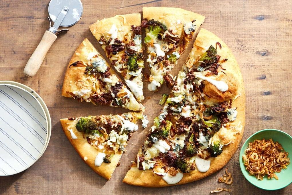 Ground Beef and Broccoli Pizza