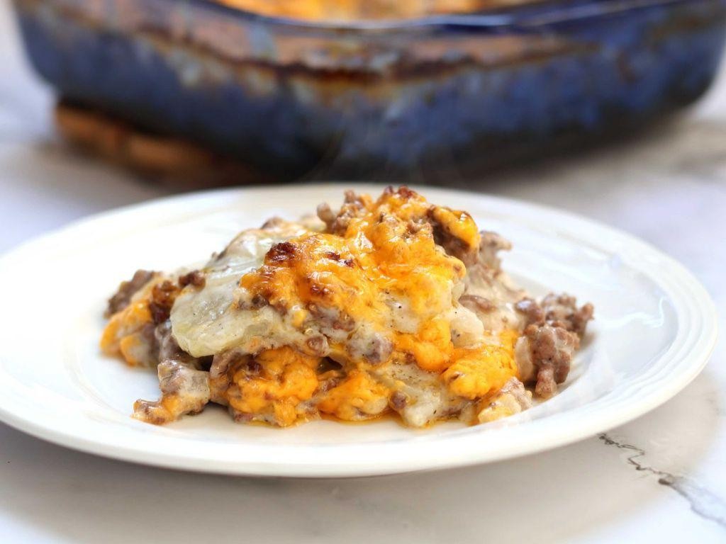 Hamburger and Potato Breakfast Bake