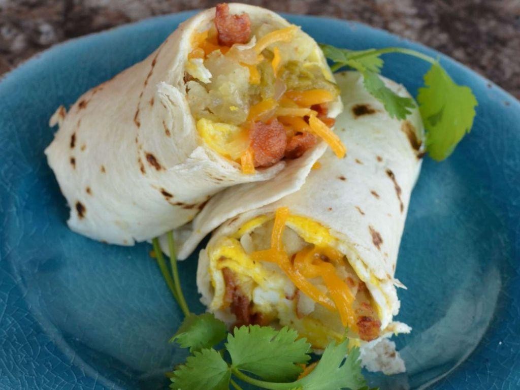 Hatch Chile Breakfast Burritos