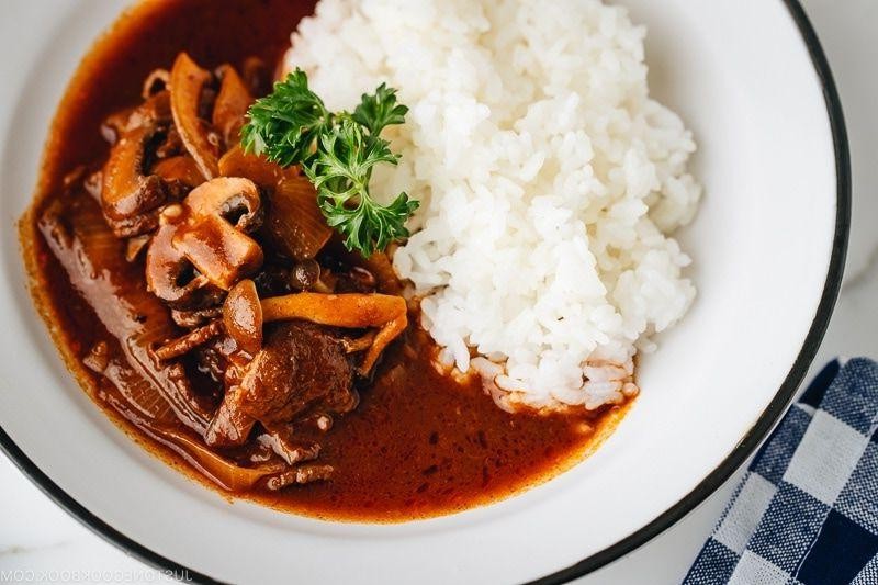 Hayashi Rice (Japanese Beef Stew Rice)