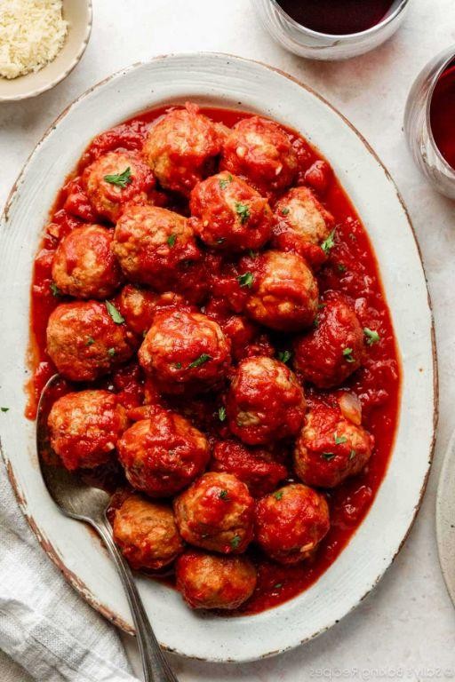 Healthy Slow Cooker Turkey Meatballs in Marinara