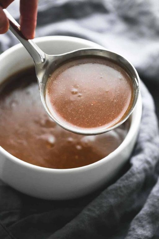 Herbed Beef Broth Gravy