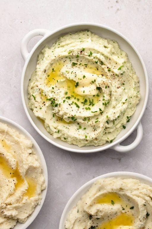 Instant Pot Low Sodium Garlic and Herb Mashed Cauliflower