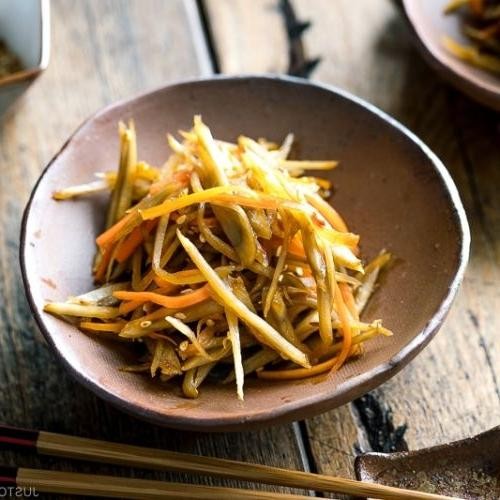 Kinpira Gobo (Braised Burdock Root)