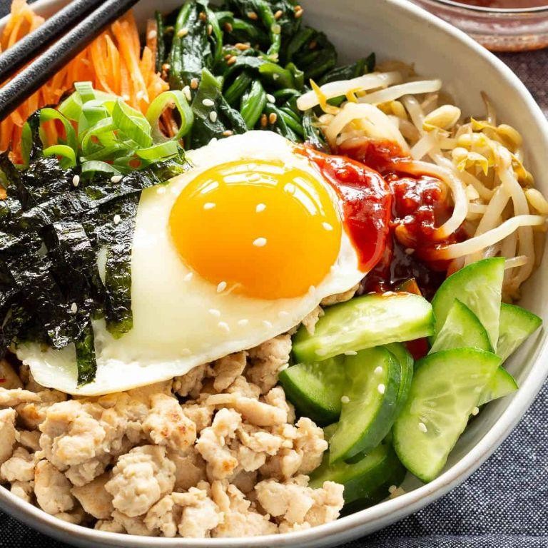 Korean-style ground chicken bibimbap