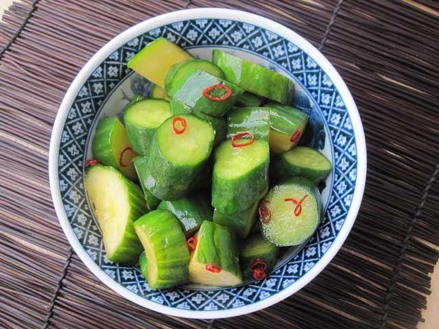 Kyuri no Tsukemono (Japanese Pickled Cucumbers)