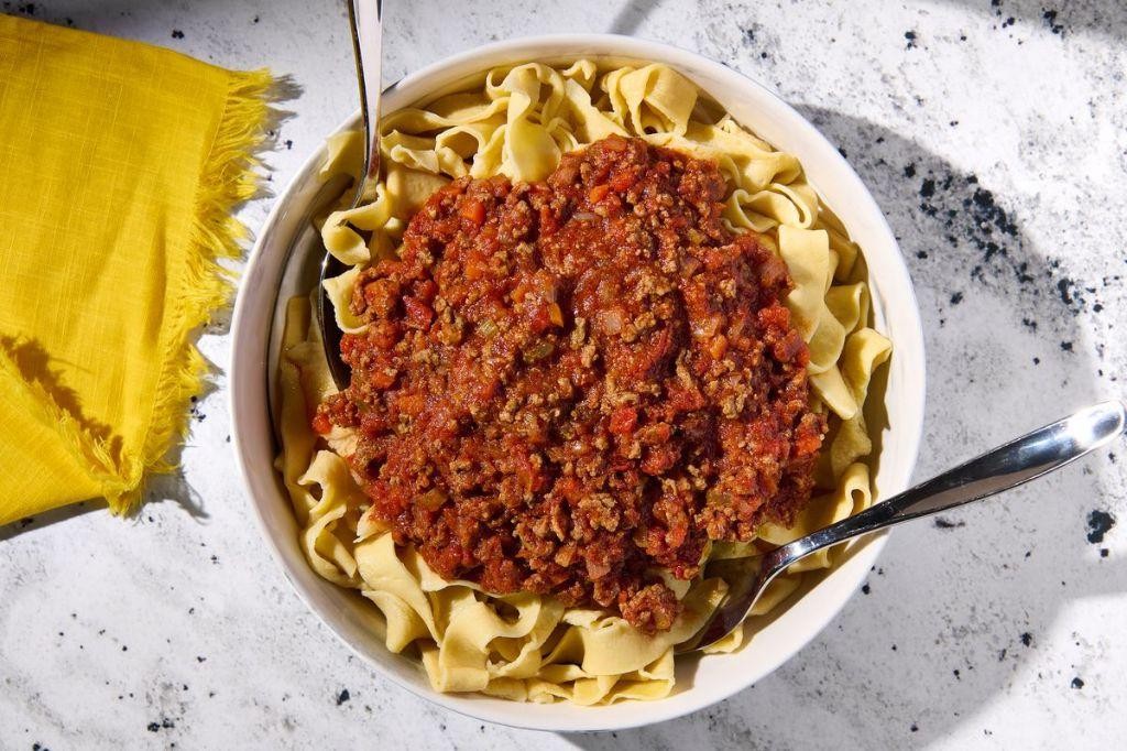 Llama Bolognese Pasta