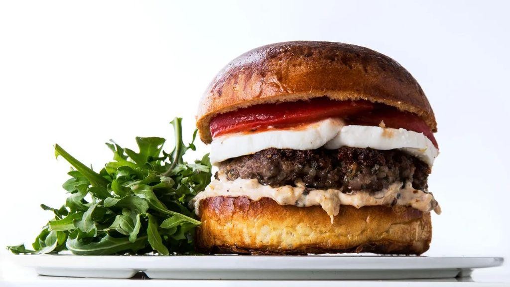 Llama Burger with Spicy Aioli