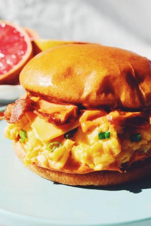 Loaded Hamburger Breakfast Sandwich with Sriracha Mayo