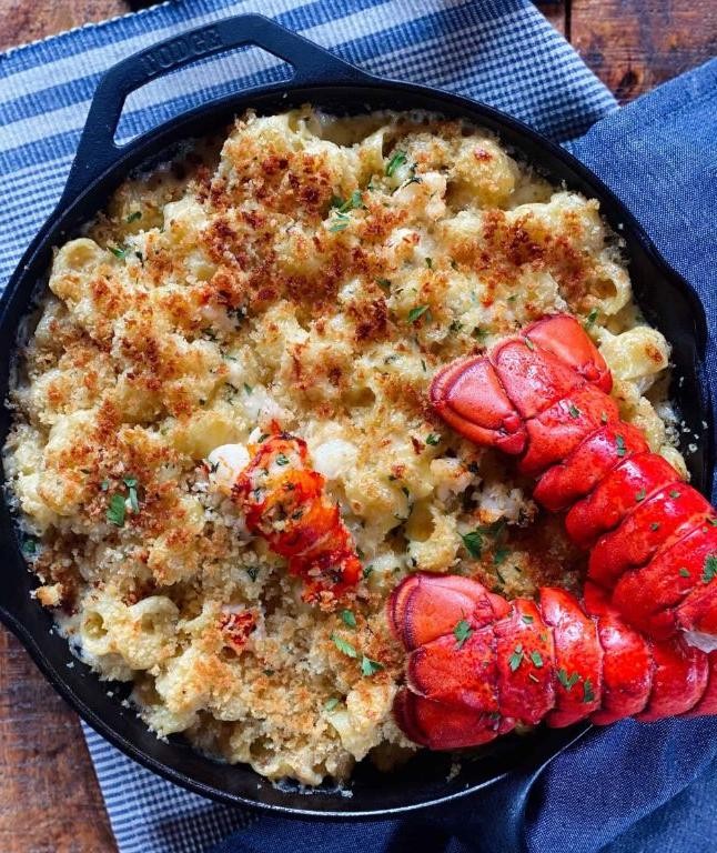 Lobster Tail and Garlic Butter Kraft Mac and Cheese