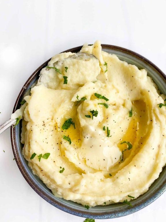 Luscious Creamy Mashed Potatoes