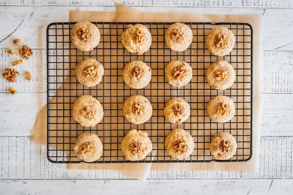Maple Walnut Butter Cookies