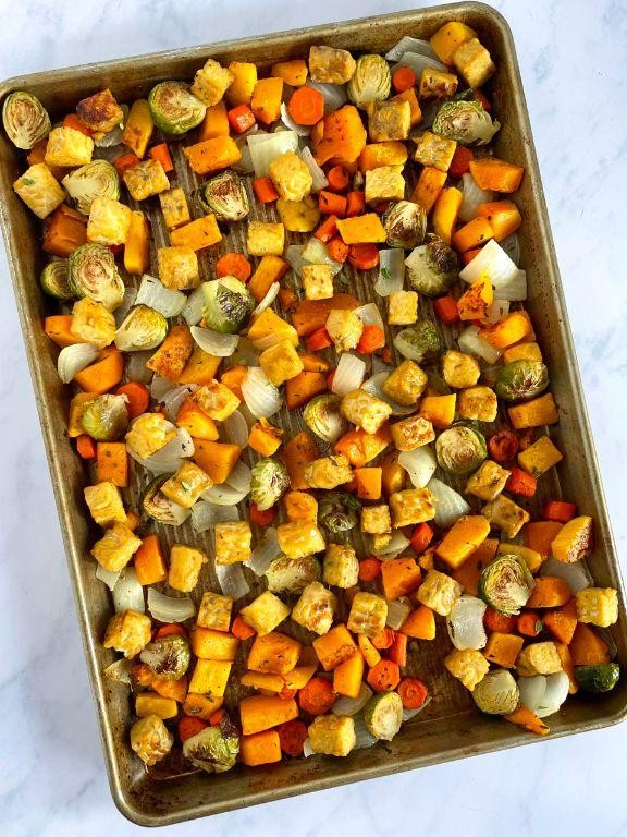 Maple-Glazed Tempeh with Roasted Vegetables
