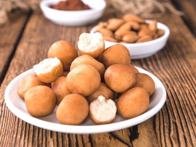Marzipankartoffeln (Marzipan Potatoes)