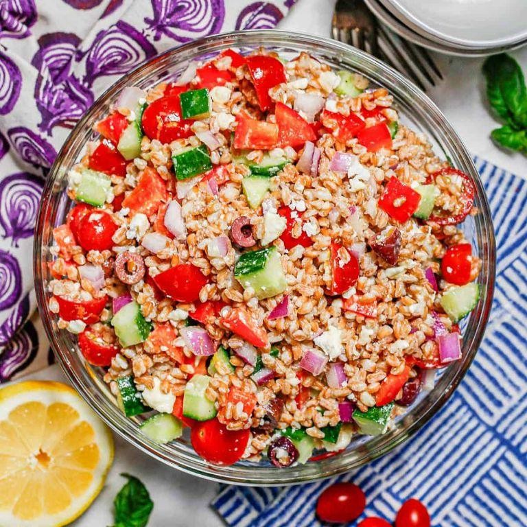 Mediterranean Instant Pot Farro with Olives and Feta