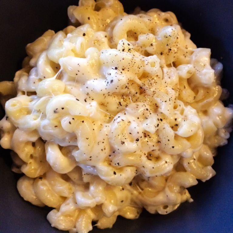 Microwave Pressure Cooker Mac and Cheese
