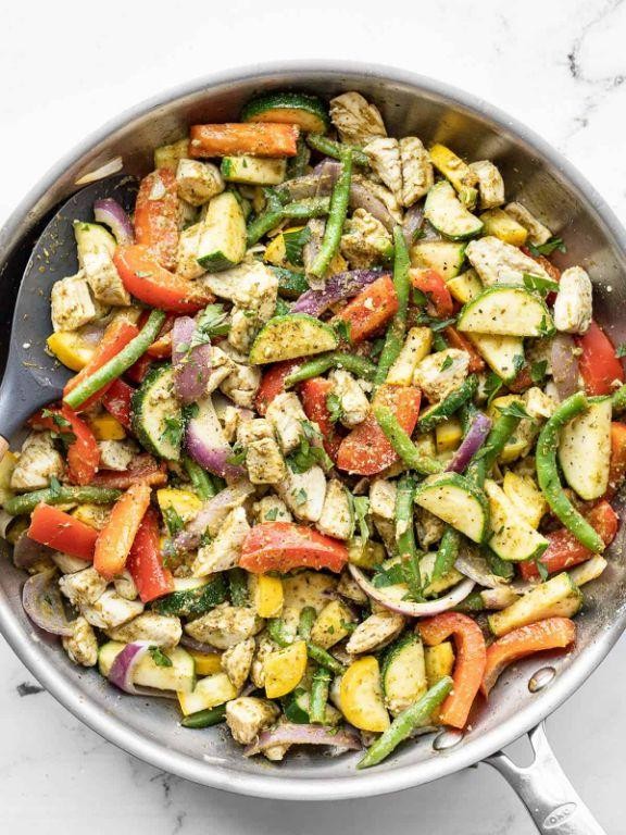 Microwaved Pesto Chicken and Veggies