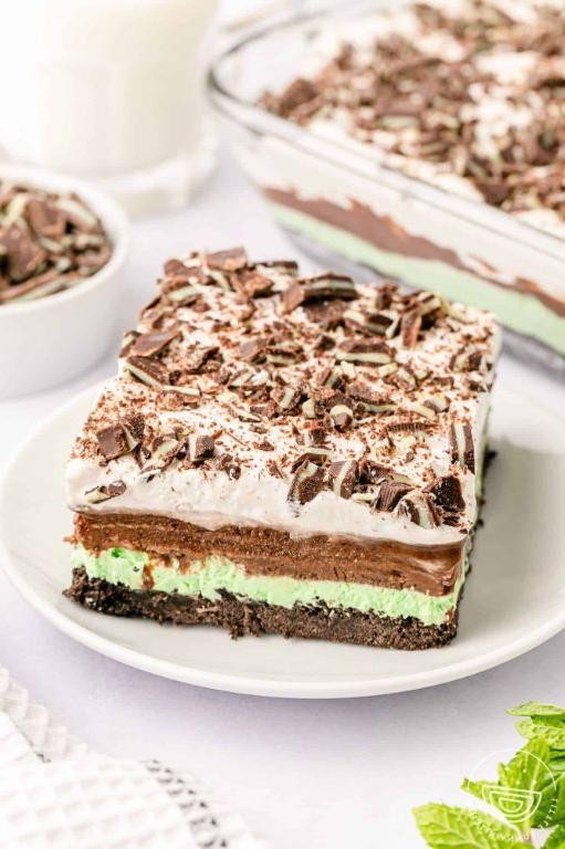Mint Chocolate Chip Dessert Lasagna